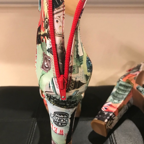 International printed rubber soled platform heels - Picture 6 of 8